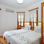 Hotel de apartamente Vali 4*