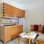 Hotel de apartamente Vali