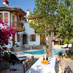 Hotel de apartamente Vali