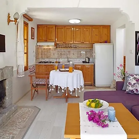 Aparthotel Vali