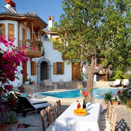 アパートホテル Vali